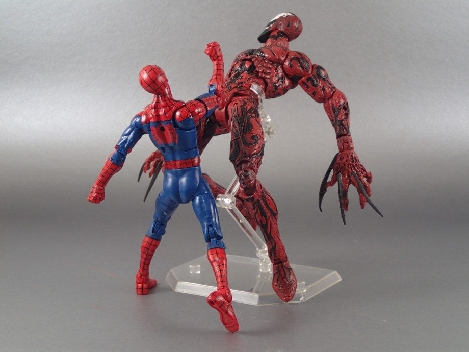 Photographic Plastic: Marvel Legends Spider-Man vs Select Carnage